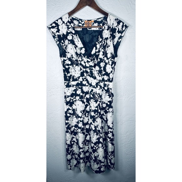 Tory Burch Blue White Floral‎ Print Silk Lined Cap Sleeve Dress 4 - Picture 1 of 12